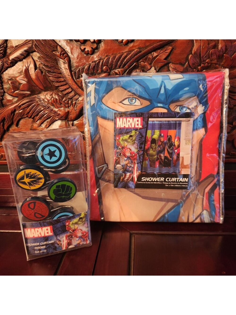 New in the package Marvel Shower Curtain 72" x 72" Set of 12 New Hooks